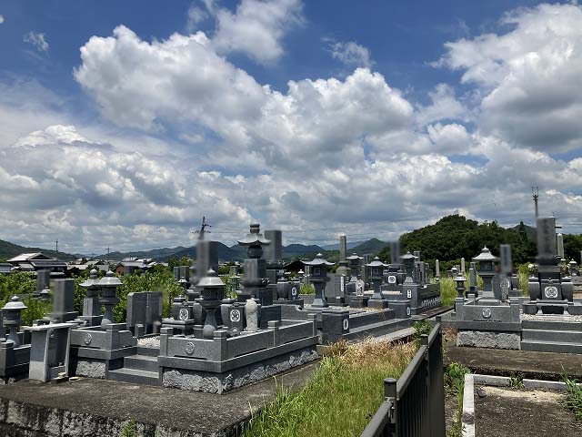 中富町北墓地（加西市）のお墓