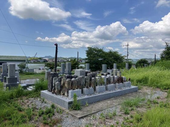 王子山墓地（加西市）のお墓