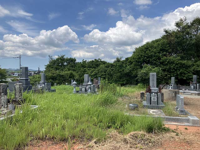 王子山墓地（加西市）のお墓