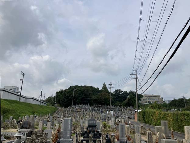 鷹ノ尾墓地（三木市）のお墓