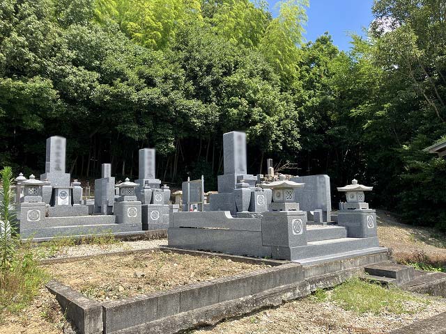 山ノ下墓地（加西市）のお墓