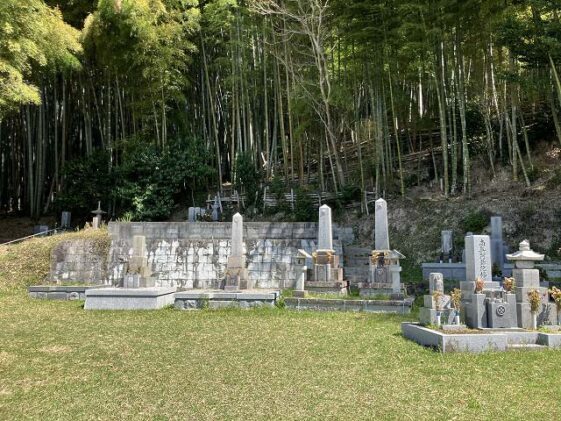 向山墓地(姫路市)のお墓