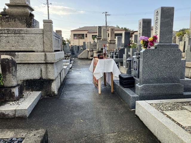 火打墓地（川西市）のお墓