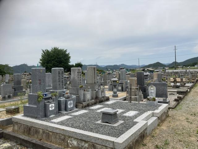 鹿野墓地（西脇市）のお墓