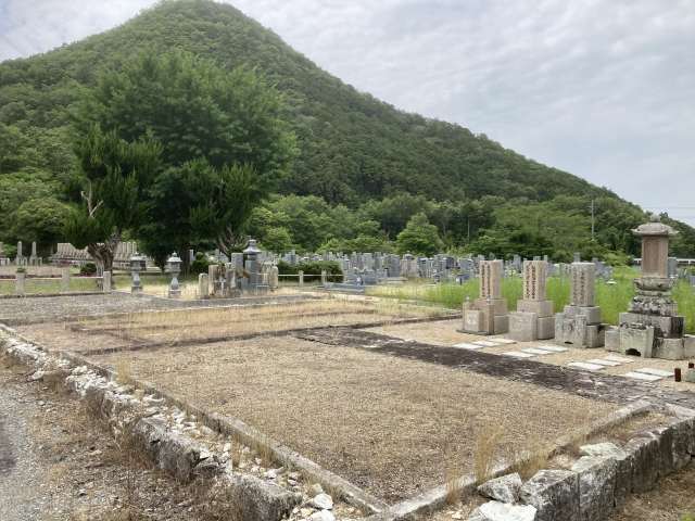 鹿野墓地（西脇市）のお墓