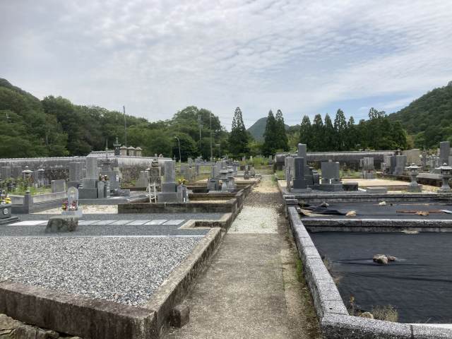 鹿野墓地（西脇市）のお墓
