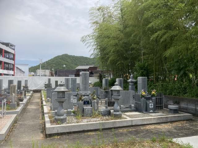 下戸田墓地（西脇市）のお墓