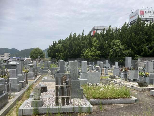 下戸田墓地（西脇市）のお墓