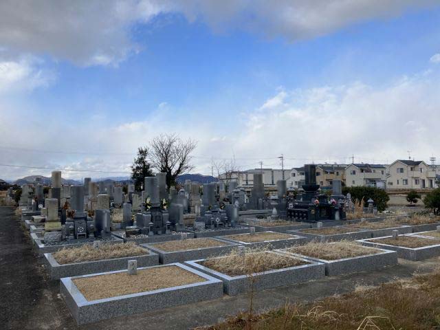 岩見構墓地（揖保郡太子町）のお墓