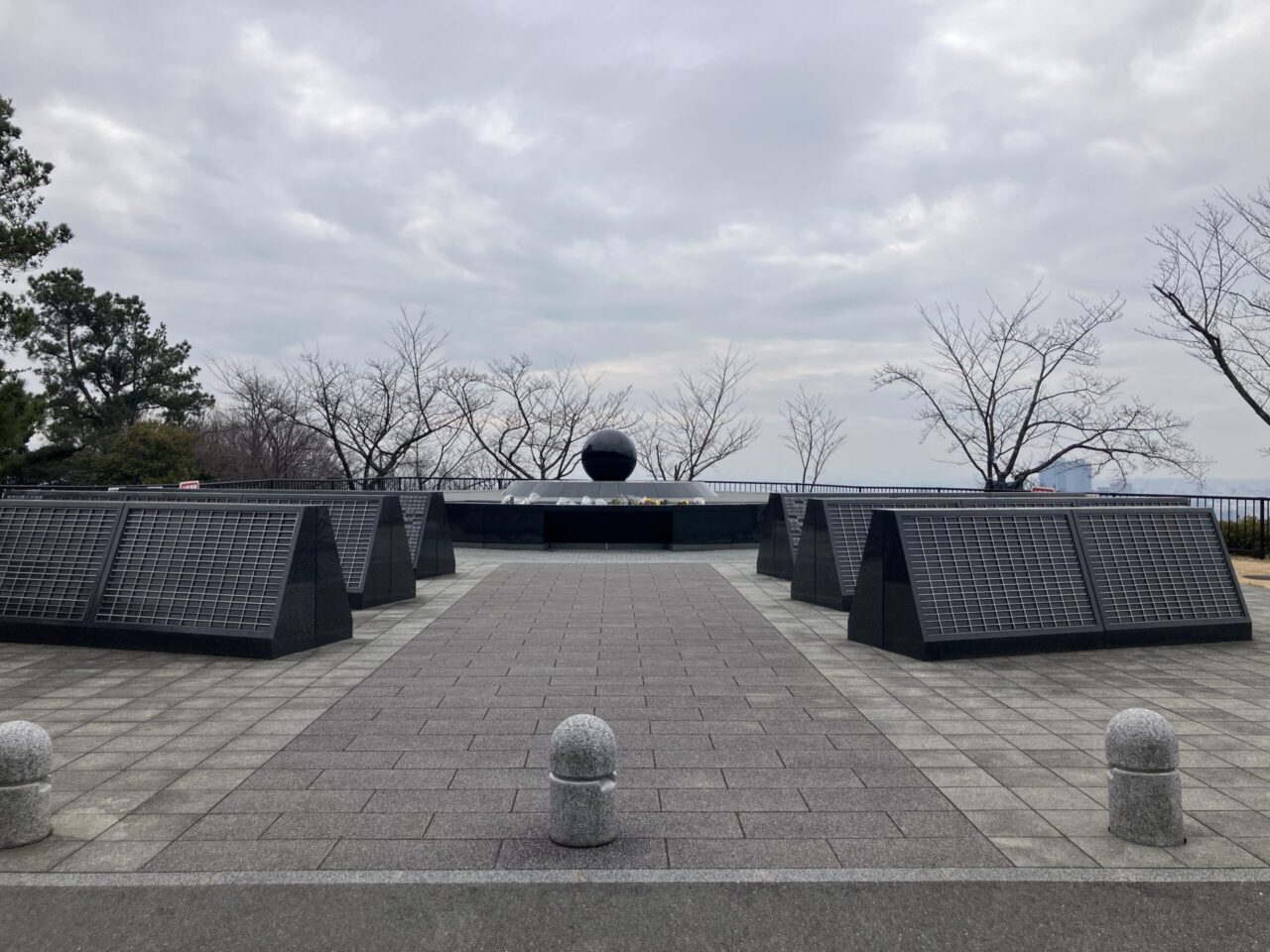 高槻市公園墓地　合葬式墓地　大阪石材高槻店