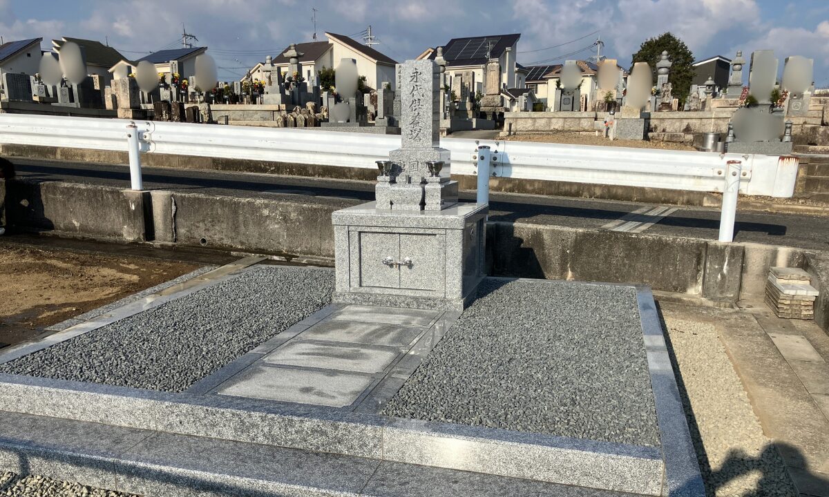 唐国町墓地（和泉市）供養塔　新設　大阪石材