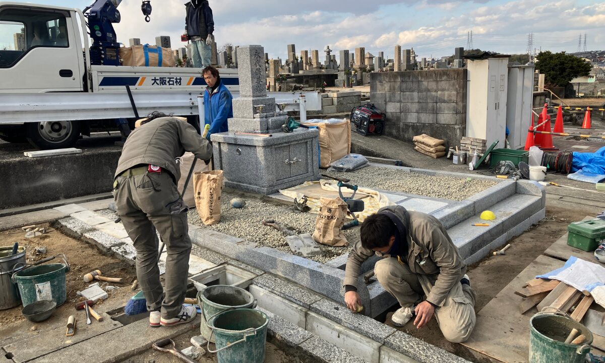 唐国町墓地（和泉市）供養塔　新設　大阪石材