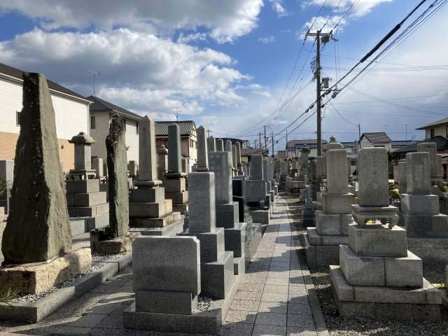 新在家墓地（姫路市網干区）のお墓