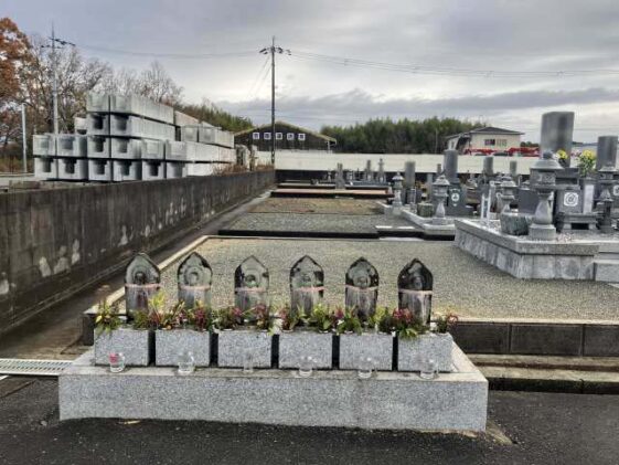 鶉野町墓地（加西市）のお墓