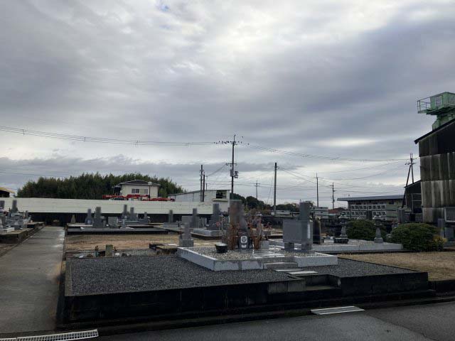 鶉野町墓地（加西市）のお墓