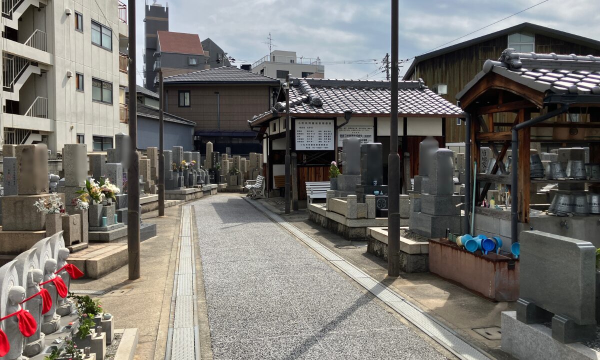小松墓地（大阪市東淀川区）抜魂式のお手伝い　大阪石材工業