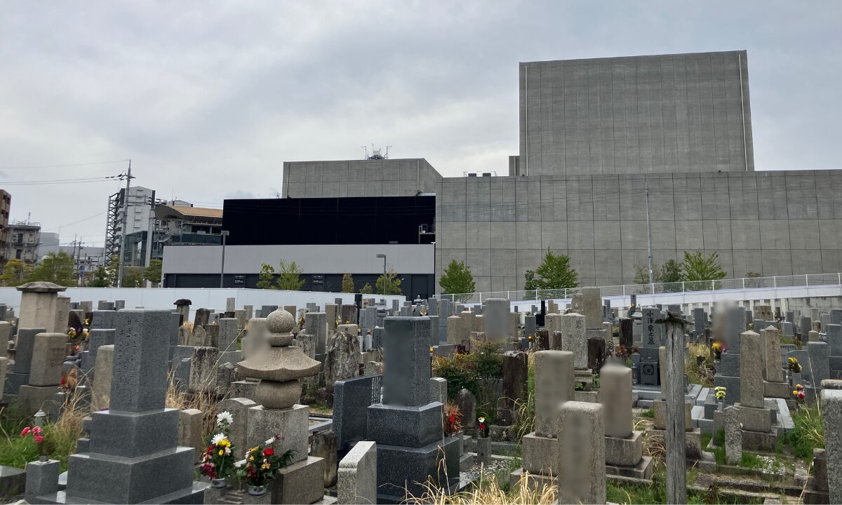 岡新町墓地（枚方市）戒名彫刻　大阪石材　枚方店