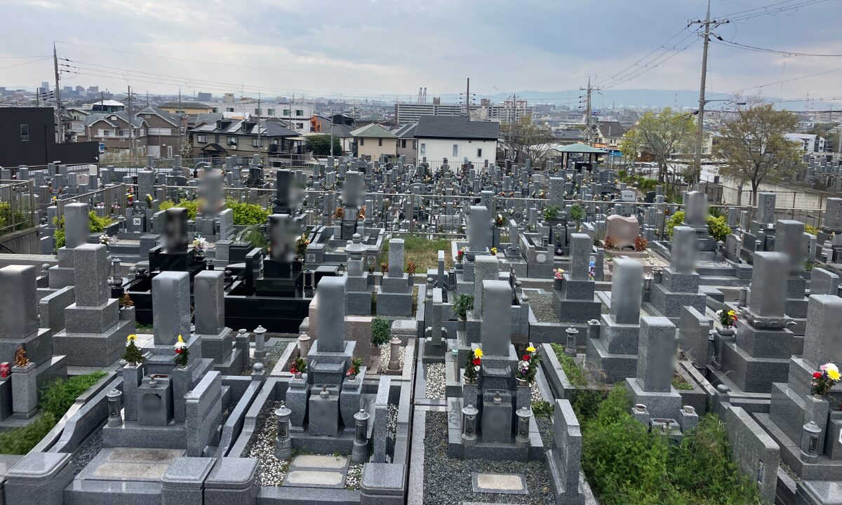 信太山墓地(和泉市)戒名の色入れ 大阪石材和泉店