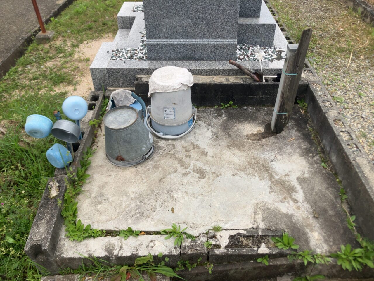 有里墓地(生駒市)大阪石材工業