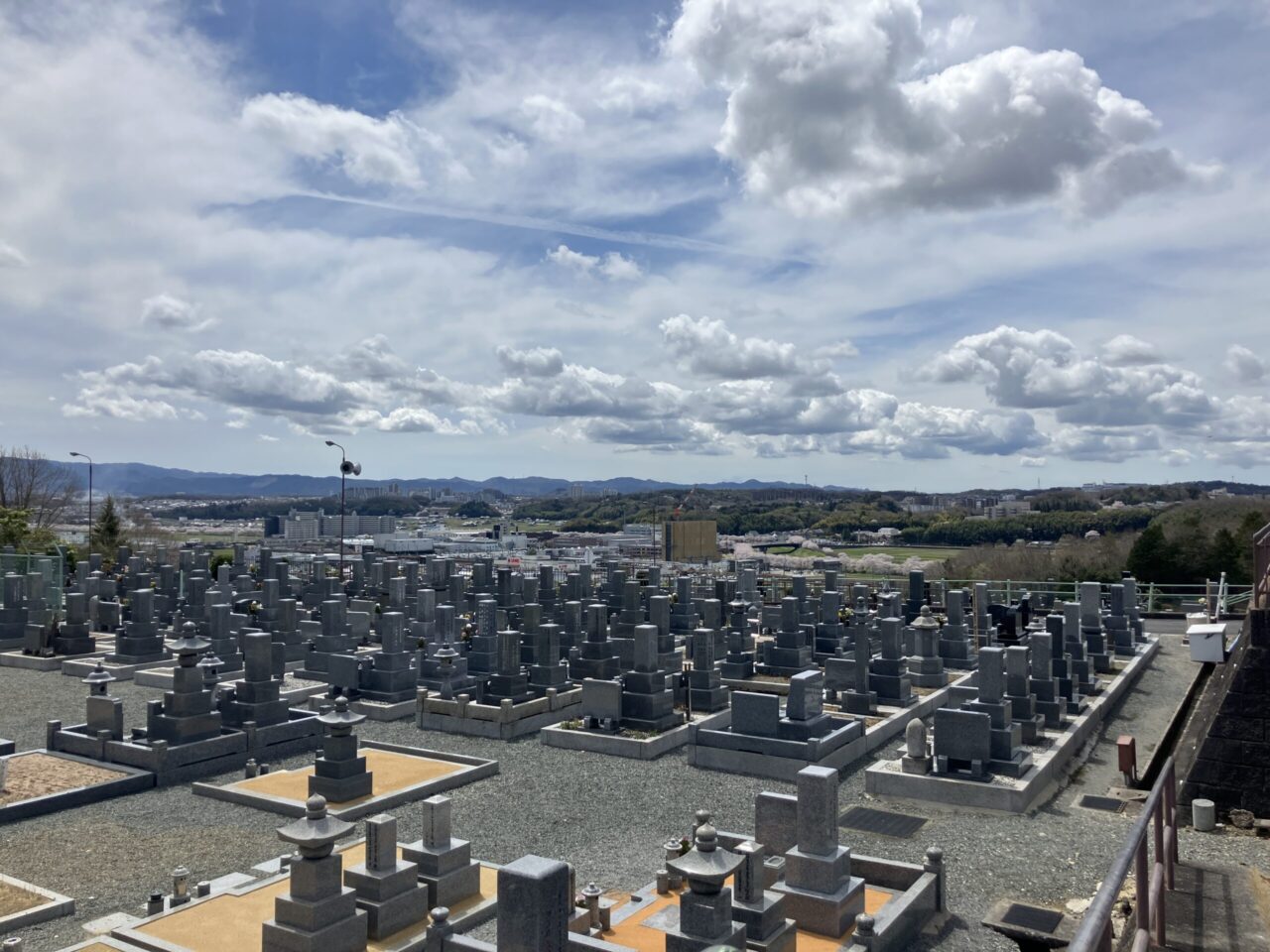 城ヶ丘墓地公園（三田市）