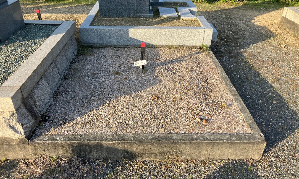 泉佐野市公園墓地（ダンバラ墓地）募集区画　写真　大阪石材和泉店