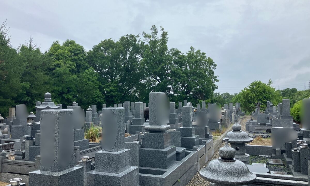 飯盛霊園（四条畷市）納骨式のお手伝い　大阪石材