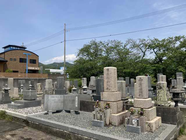 井野原霊苑（たつの市）のお墓