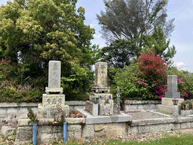 下野田墓地（たつの市）のお墓