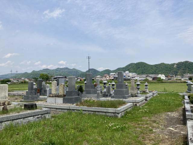 下野田墓地（たつの市）のお墓