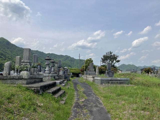 下野田墓地（たつの市）のお墓