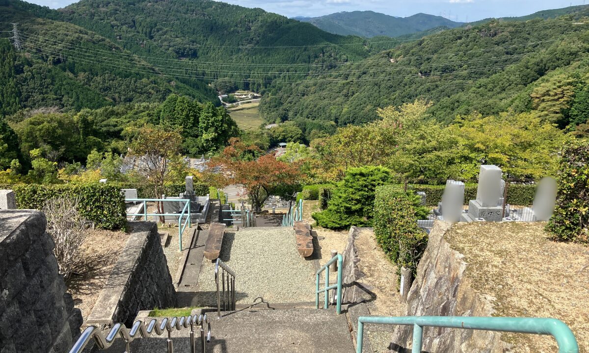 北摂霊園(豊能郡)戒名彫刻 30年前のご縁 大阪石材