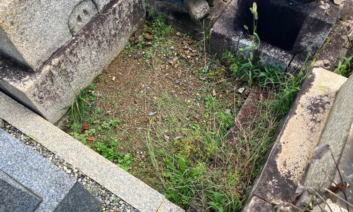 【以前のご縁】月見山墓地(滋賀県大津市)にて「お墓掃除代行サービス」の施工|滋賀県でのお墓仕事は大阪石材までの写真2