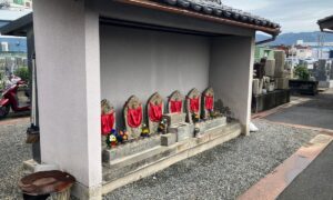 西郡新墓地(八尾市営)の六地蔵